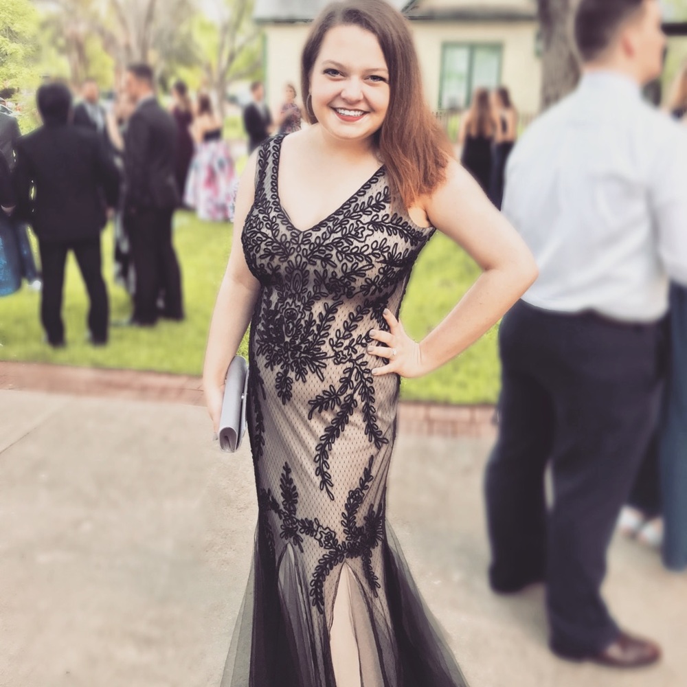 ✨ BEAUTIFUL BLACK LACE TULLE DRESS 💃